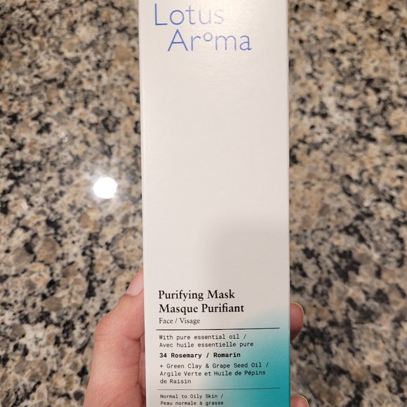 Lotus Aromua PURIFYING FACIAL MASK – GREEN CLAY - BNWT - Picture 2 of 6